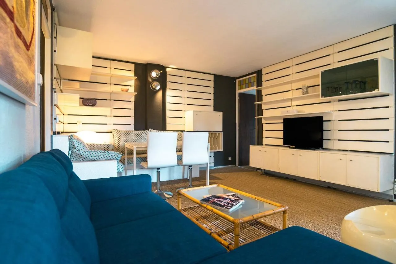 Gava Beach Apartment